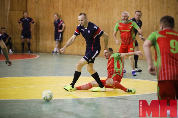 В Минске любительские команды по мини-футболу разыграли «Кубок Единства» В Минске любительские команды по мини-футболу разыграли «Кубок Единства»