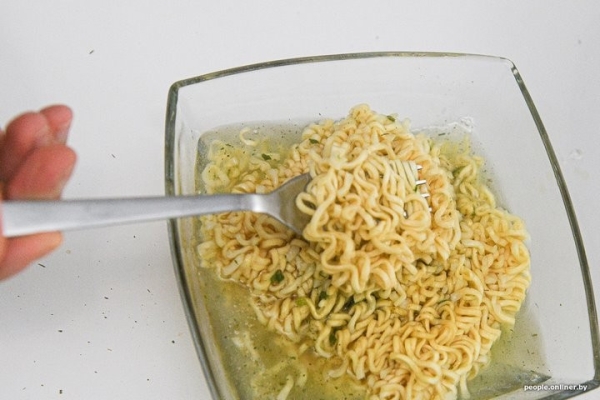 Из чего состоит лапша быстрого приготовления? Из чего состоит лапша быстрого приготовления?