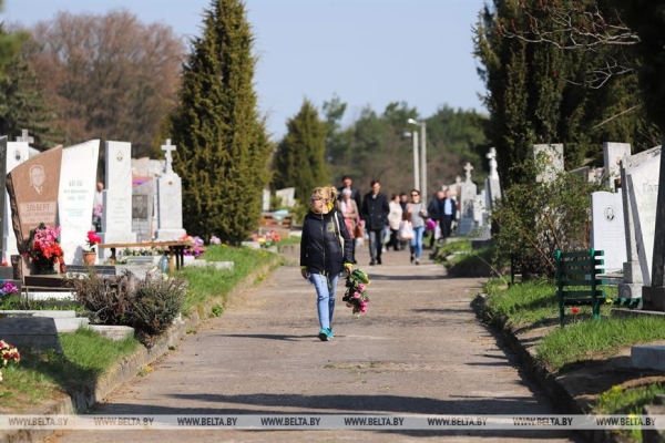 В Бресте православные верующие отмечают Радуницу