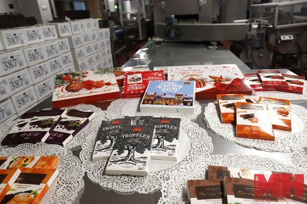 Шоколад с комбинацией начинок, меньше сахара и калорий. Чем порадует «Коммунарка» в 2022 г. Шоколад с комбинацией начинок, меньше сахара и калорий. Чем порадует «Коммунарка» в 2022 г.