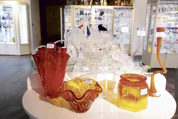 Хрустальный тигр – символ счастья. Какой еще подарок можно выбрать в фирменном магазине «Неман»*