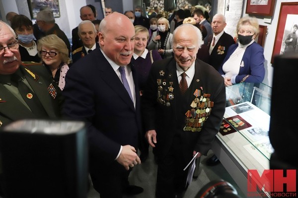 В Музее истории Великой Отечественной войны открылся уникальный выставочный проект В Музее истории Великой Отечественной войны открылся уникальный выставочный проект