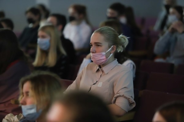 Владимир Кухарев посетил колледж хлебопечения и встретился с учащимися