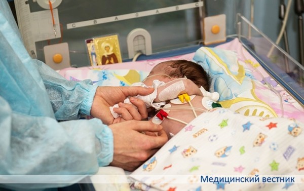 
			Врачи РНПЦ детской хирургии спасли двухмесячную девочку с тяжелой коронавирусной пневмонией		