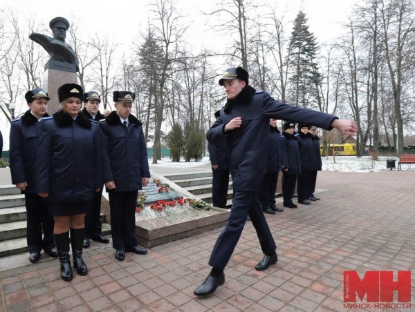 В Минске молодые следователи приняли присягу В Минске молодые следователи приняли присягу