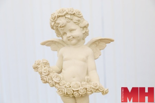 В ЗАГС Октябрьского района завершился ремонт: в обновленных помещениях приняли молодоженов