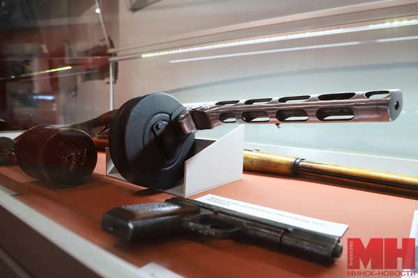 В Музее истории Великой Отечественной войны открылся уникальный выставочный проект В Музее истории Великой Отечественной войны открылся уникальный выставочный проект