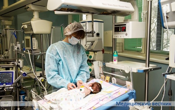 
			Врачи РНПЦ детской хирургии спасли двухмесячную девочку с тяжелой коронавирусной пневмонией		