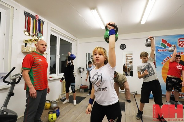 С 4 лет с гирей в руке. Рассказываем об уникальной спортивной секции С 4 лет с гирей в руке. Рассказываем об уникальной спортивной секции