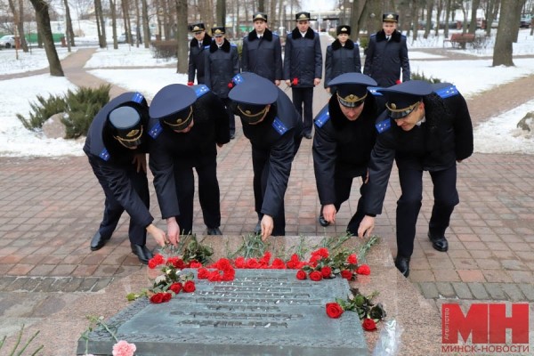 В Минске молодые следователи приняли присягу В Минске молодые следователи приняли присягу