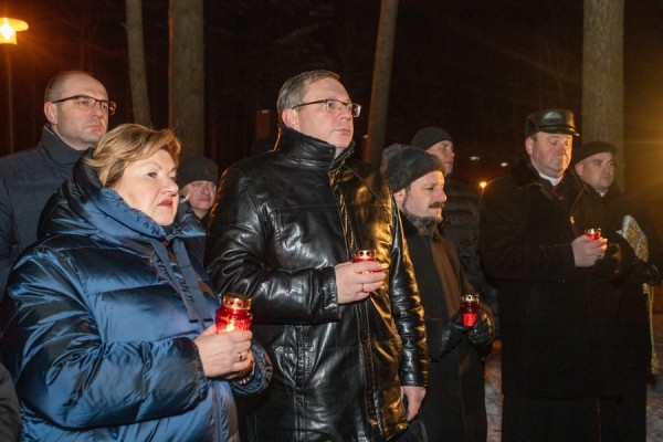 В урочище Благовщина прошел митинг-реквием в память о жертвах геноцида времен войны