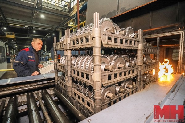 Наращивание производства, увеличение экспорта и бонусы для работников. Побывали на Минском заводе шестерен