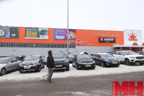 Торговым объектам Минска дали сутки на очистку прилегающих территорий от снега