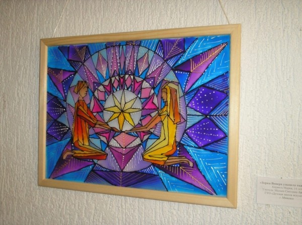 Выставка-конкурс детского творчества проходит в галерее «Университет культуры». Что можно увидеть