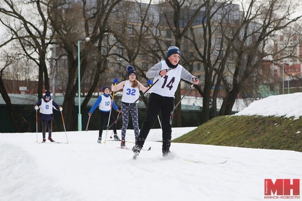 Соревнования по биатлону «Снежный снайпер» стартуют в парке 900-летия Минска Соревнования по биатлону «Снежный снайпер» стартуют в парке 900-летия Минска