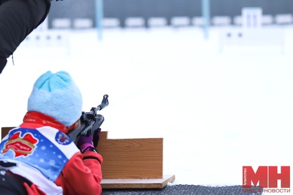 На лыжероллерной трассе стартовал городской турнир «Снежный снайпер» На лыжероллерной трассе стартовал городской турнир «Снежный снайпер»