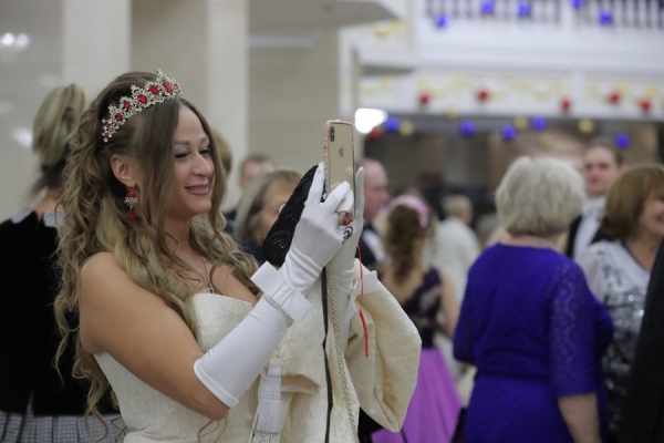 Новогодний бал проходит в Большом театре Беларуси