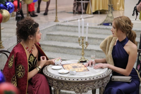 Новогодний бал проходит в Большом театре Беларуси