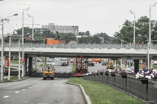 Дорого и долго. Вспоминаем, когда мосты трескались и доставляли неудобства белорусам Дорого и долго. Вспоминаем, когда мосты трескались и доставляли неудобства белорусам