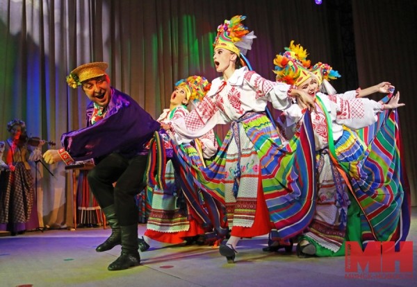 В Белгосфилармонии состоится концерт, посвященный дню рождения ансамбля «Хорошки» В Белгосфилармонии состоится концерт, посвященный дню рождения ансамбля «Хорошки»