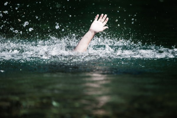 В Минске в канале Слепянской водной системы утонул пенсионер В Минске в канале Слепянской водной системы утонул пенсионер