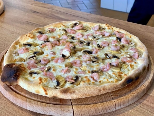 День всех влюбленных в «Mozzarella»: вкуснейшая пицца, романтическая атмосфера, подарки гостям