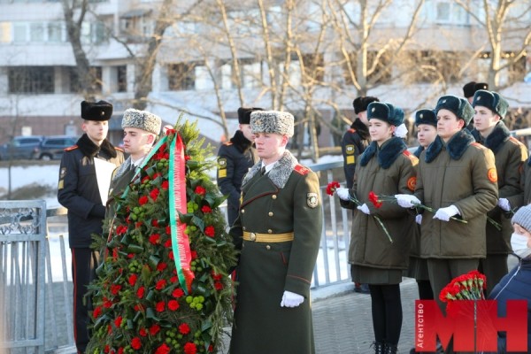 «Боролись с терроризмом на афганской земле». В Минске почтили память воинов-интернационалистов «Боролись с терроризмом на афганской земле». В Минске почтили память воинов-интернационалистов