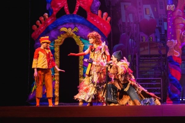 Премьеру обновленного мюзикла «Буратино.bу» покажут в Музыкальном театре. Встретились с режиссером