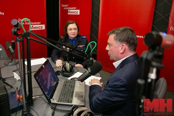 Декретница из Гомеля стала сутенером для младшей сестры и 16-летней знакомой