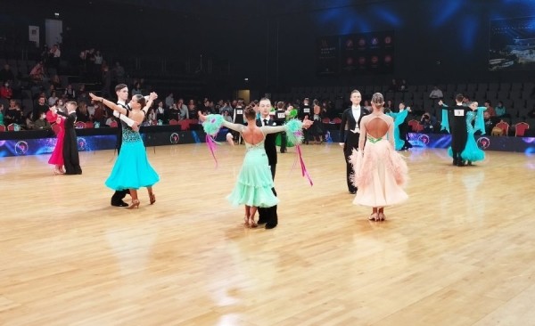 Фотофакт. Праздник спортивного танца проходит в столице Фотофакт. Праздник спортивного танца проходит в столице