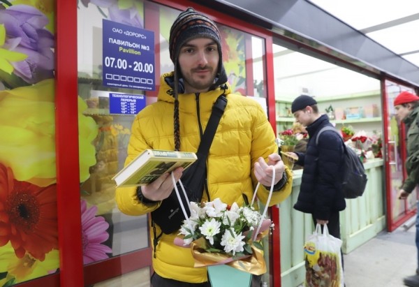 Фотофакт. Хитом продаж в День святого Валентина стали цветы