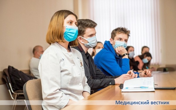 В РНПЦ ДОГИ проходят мастер-классы для студентов старших курсов педиатрического факультета БГМУ
В РНПЦ ДОГИ проходят мастер-классы для студентов старших курсов педиатрического факультета БГМУ