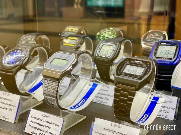 Подарок, который порадует каждую женщину. Большой выбор наручных часов по приятным ценам в магазине «Сей Час» в Бресте