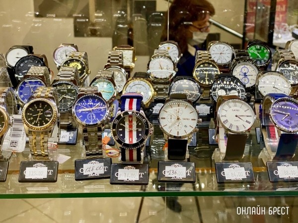 Подарок, который порадует каждую женщину. Большой выбор наручных часов по приятным ценам в магазине «Сей Час» в Бресте