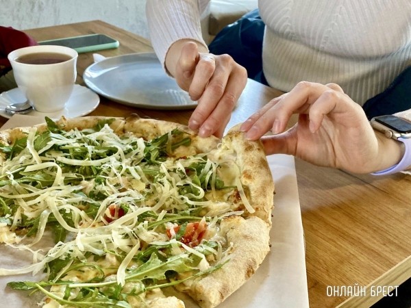 Весенний праздник 8 марта со вкусом итальянских блюд из помпейской печи. Пиццерия «Mozzarella» приглашает брестчан отпраздновать вместе Весенний праздник 8 марта со вкусом итальянских блюд из помпейской печи. Пиццерия «Mozzarella» приглашает брестчан отпраздновать вместе