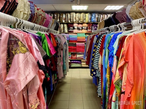 Брестчане, спешите за покупками! В большом магазине «МЕЧТА» новое поступление весенней одежды и обуви для всей семьи Брестчане, спешите за покупками! В большом магазине «МЕЧТА» новое поступление весенней одежды и обуви для всей семьи