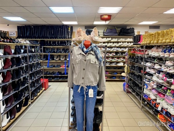 Брестчане, спешите за покупками! В большом магазине «МЕЧТА» новое поступление весенней одежды и обуви для всей семьи Брестчане, спешите за покупками! В большом магазине «МЕЧТА» новое поступление весенней одежды и обуви для всей семьи