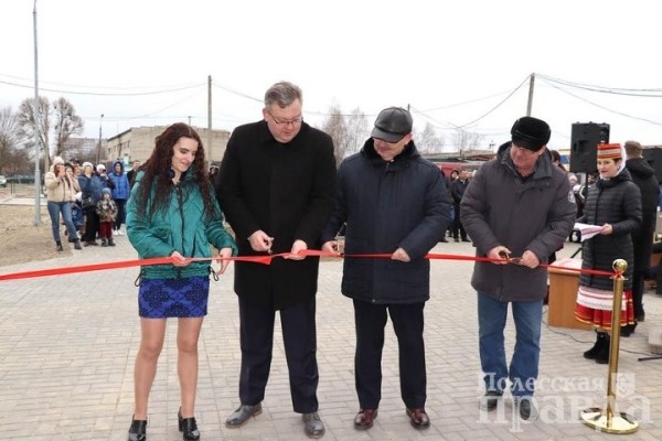 Первый многоэтажный дом жилого комплекса «Весенний» торжественно открыли в Галево (Брестская область)