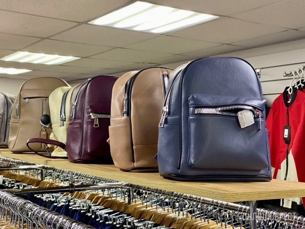 Брестчане, спешите за покупками! В большом магазине «МЕЧТА» новое поступление весенней одежды и обуви для всей семьи Брестчане, спешите за покупками! В большом магазине «МЕЧТА» новое поступление весенней одежды и обуви для всей семьи