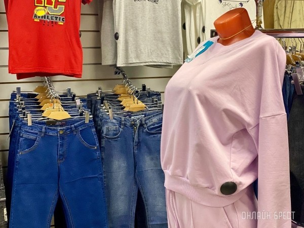 Брестчане, спешите за покупками! В большом магазине «МЕЧТА» новое поступление весенней одежды и обуви для всей семьи Брестчане, спешите за покупками! В большом магазине «МЕЧТА» новое поступление весенней одежды и обуви для всей семьи