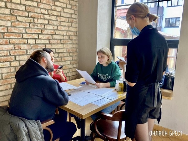 Весенний праздник 8 марта со вкусом итальянских блюд из помпейской печи. Пиццерия «Mozzarella» приглашает брестчан отпраздновать вместе Весенний праздник 8 марта со вкусом итальянских блюд из помпейской печи. Пиццерия «Mozzarella» приглашает брестчан отпраздновать вместе