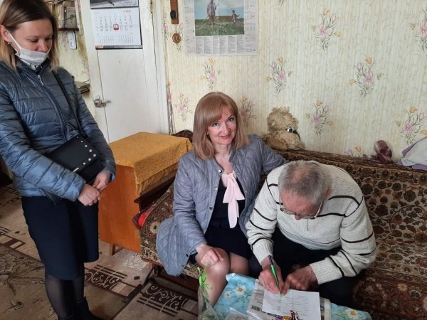 В Бресте начались выплаты материальной помощи к 77-летию Победы В Бресте начались выплаты материальной помощи к 77-летию Победы