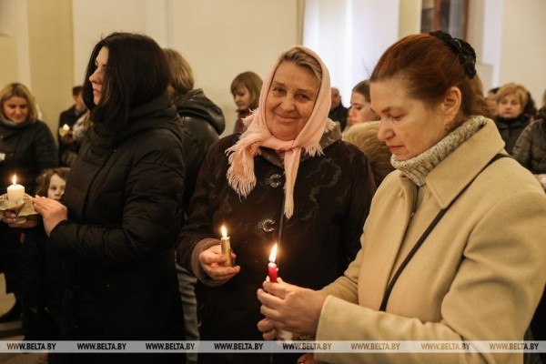 Католики празднуют Светлое Христово Воскресение