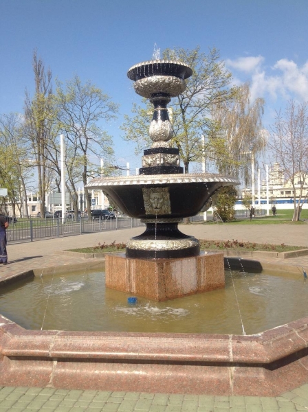 Сегодня в Бресте начали работать фонтаны. Сезон открыт! Сегодня в Бресте начали работать фонтаны. Сезон открыт!