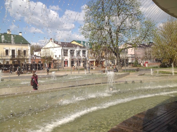 Сегодня в Бресте начали работать фонтаны. Сезон открыт! Сегодня в Бресте начали работать фонтаны. Сезон открыт!