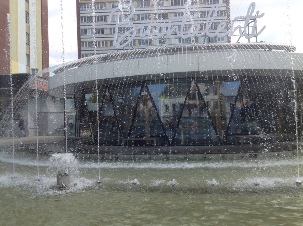 Сегодня в Бресте начали работать фонтаны. Сезон открыт! Сегодня в Бресте начали работать фонтаны. Сезон открыт!