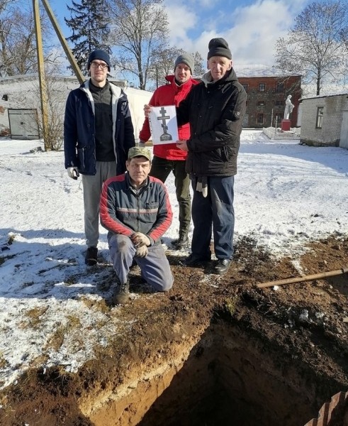 История одной церкви в Каменецком районе. Или костела? Разбиралась корреспондент