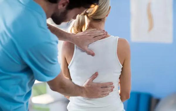 Боль в спине: на что обратить внимание?
Боль в спине: на что обратить внимание?