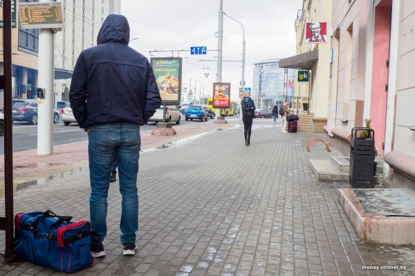 «Только за запись посредники берут по 500—700 рублей». Что происходит в визовых центрах «Только за запись посредники берут по 500—700 рублей». Что происходит в визовых центрах