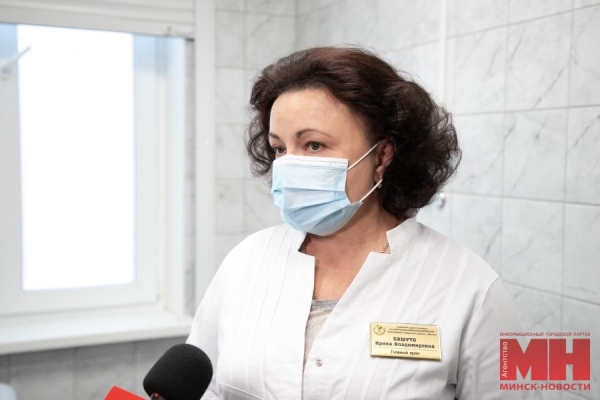 «Бустерную дозу получили 41 % сотрудников». Как проходит ревакцинация от COVID-19 в одной из поликлиник Минска